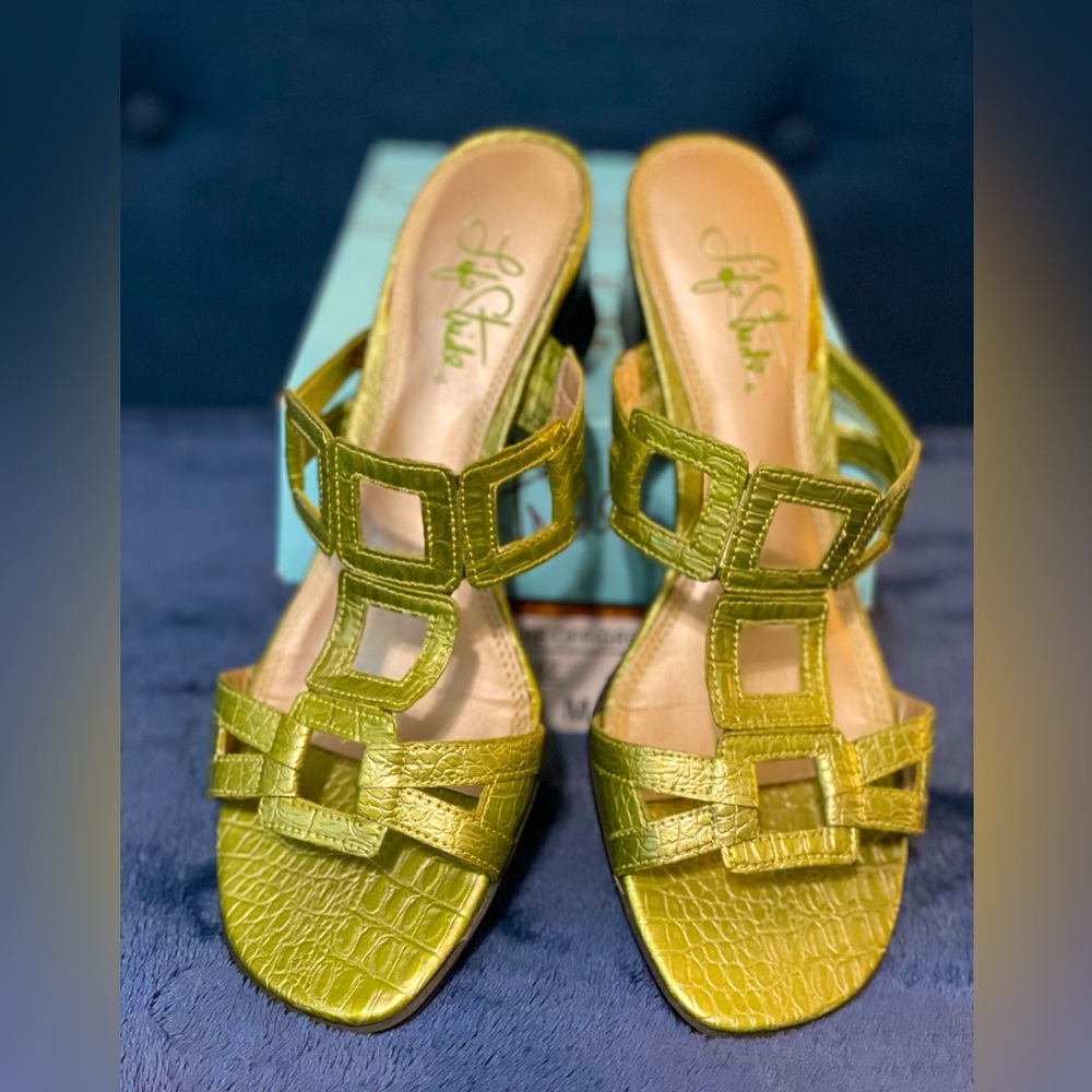 Life Stride Square off - Geeen Horn Sandals, 6 1/2 M